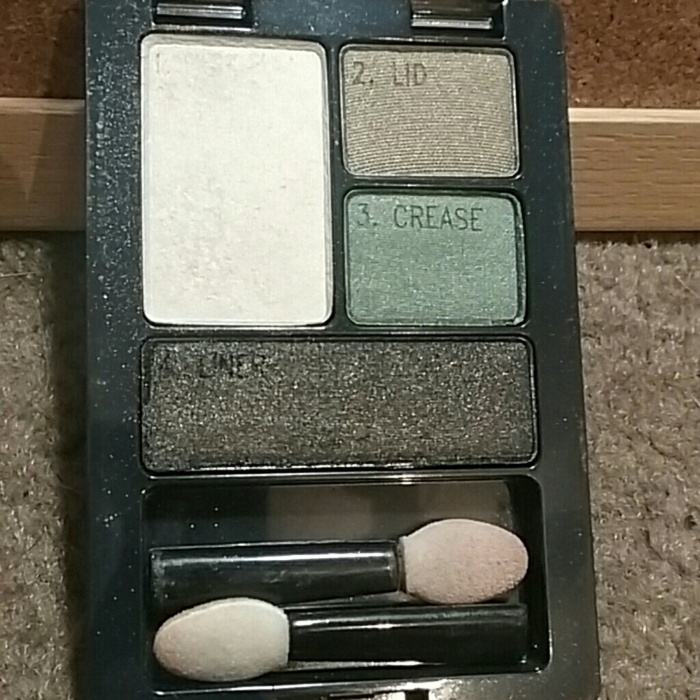 Maybelline New York eyeshadow